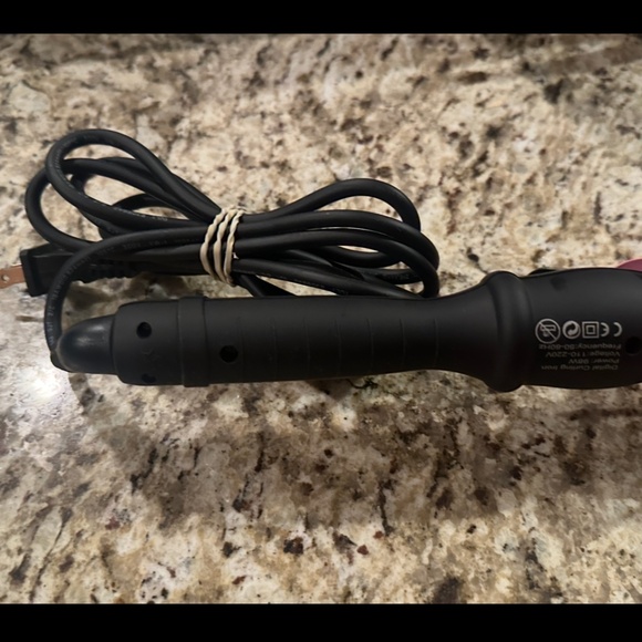 Three Barrel Curling Iron Wand Hair Waver - Picture 4 of 9